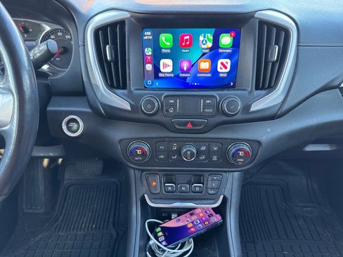 Used 2021 GMC Terrain SLT image 22