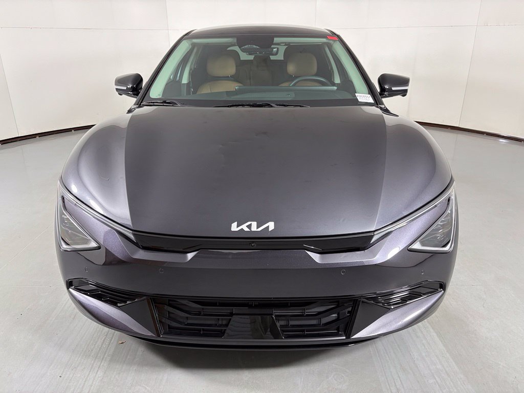 New 2026 Kia EV6 Wind RWD image 3