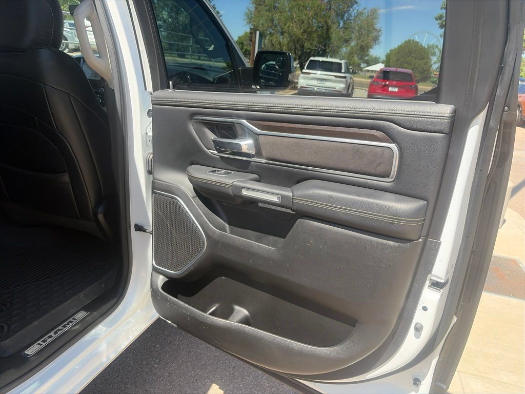 Used 2022 RAM 1500 Laramie RWD image 12