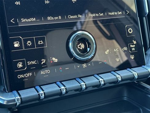 New 2025 GMC Acadia Elevation image 20