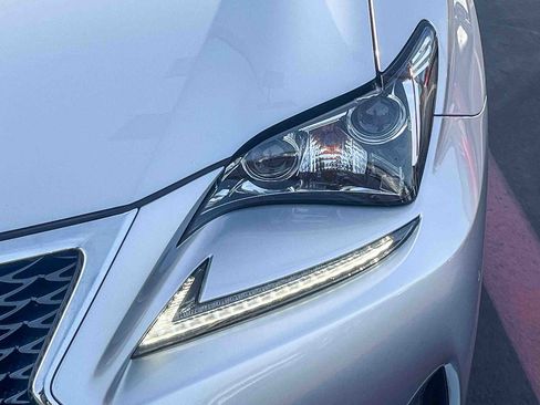 Used 2016 Lexus RC 200t image 7