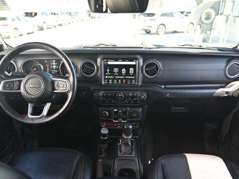 Used 2020 Jeep Gladiator Rubicon image 9