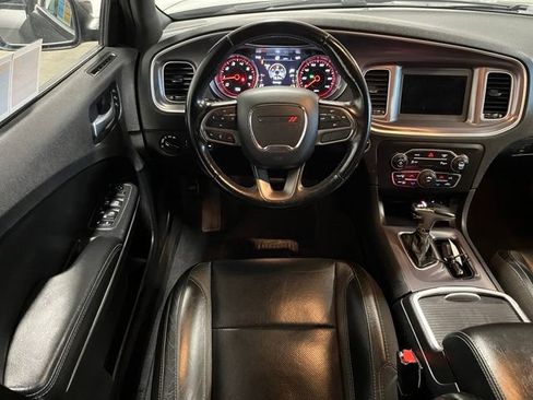 Used 2021 Dodge Charger SXT w/ Leather Interior Group RWD image 36