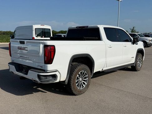 Used 2022 GMC Sierra 1500 AT4 w/ AT4 Premium Package AWD/4WD image 17