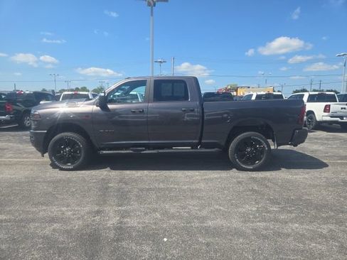 Used 2026 RAM 2500 Big Horn AWD/4WD image 4