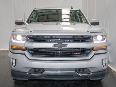 Used 2018 Chevrolet Silverado 1500 LT w/ All Star Edition AWD/4WD image 2