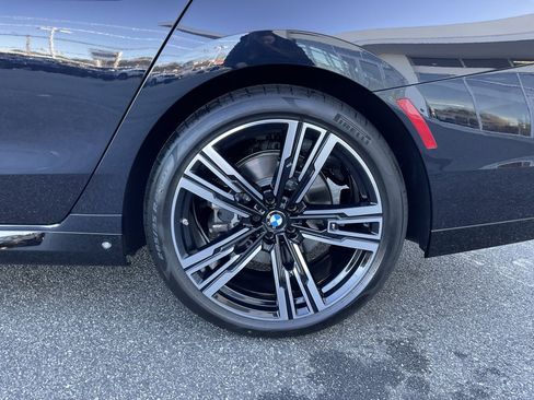 Certified 2023 BMW 740i image 22