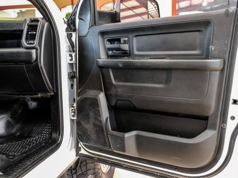 Used 2022 RAM 3500 Tradesman image 40