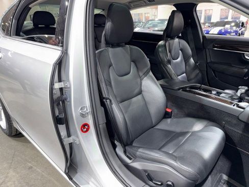 Used 2018 Volvo S90 T5 Momentum w/ Convenience Package image 63