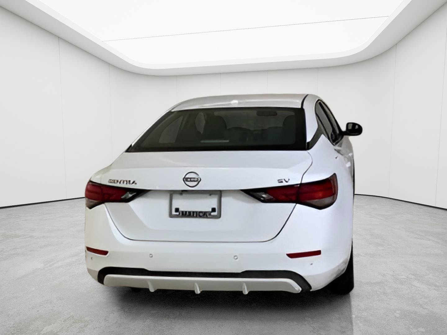 Used 2024 Nissan Sentra SV FWD image 2