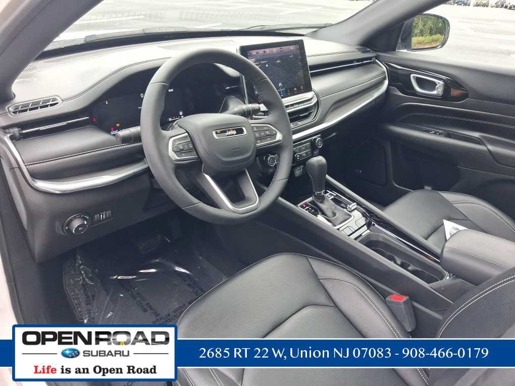 Used 2024 Jeep Compass Limited w/ High Altitude Package AWD/4WD image 23