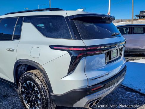 Certified 2026 Chevrolet Traverse Z71 w/ Driver Confidence Package image 8