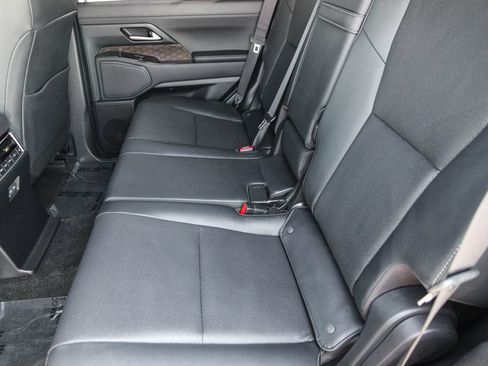 Certified 2024 Lexus GX 550 w/ Accessory Package (2T) AWD/4WD image 20