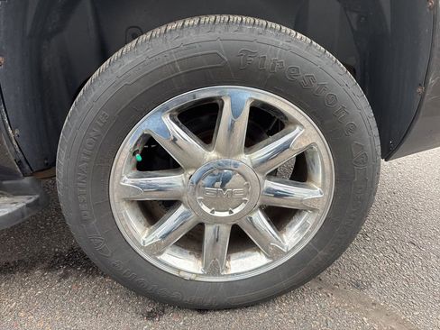 Used 2008 GMC Yukon SLT w/ SLT Preferred Equipment Group image 26