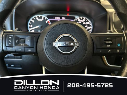 Used 2024 Nissan Rogue SV AWD/4WD image 25