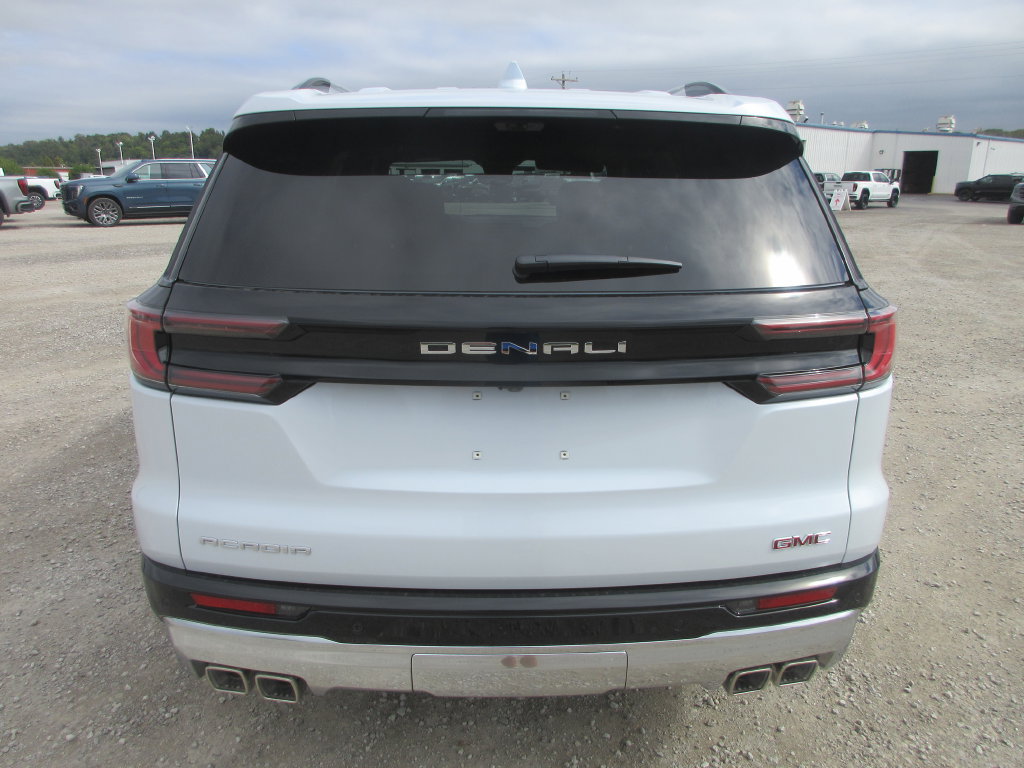 New 2027 GMC Acadia Denali FWD image 5