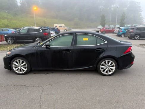 Used 2016 Lexus IS 300 AWD w/ Premium Package image 14
