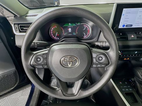Certified 2025 Toyota RAV4 XLE AWD/4WD image 10