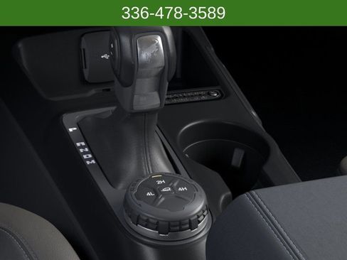 New 2025 Ford Bronco Outer Banks AWD/4WD image 17