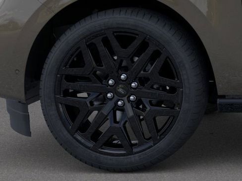 New 2026 Ford Expedition Platinum image 19