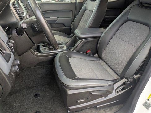 Used 2017 Chevrolet Colorado Z71 image 14