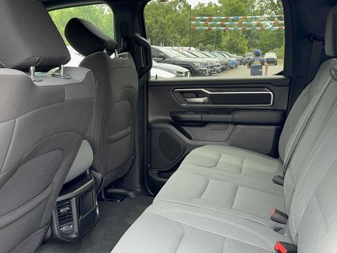 Used 2023 RAM 1500 Big Horn AWD/4WD image 32