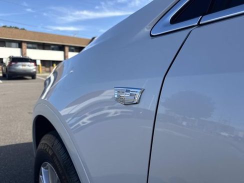 Certified 2024 Cadillac XT5 Luxury w/ LPO, Floor Liner Package AWD/4WD image 12