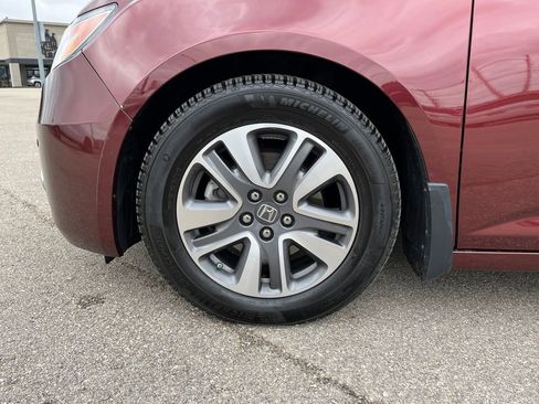 Used 2016 Honda Odyssey Touring Elite image 30