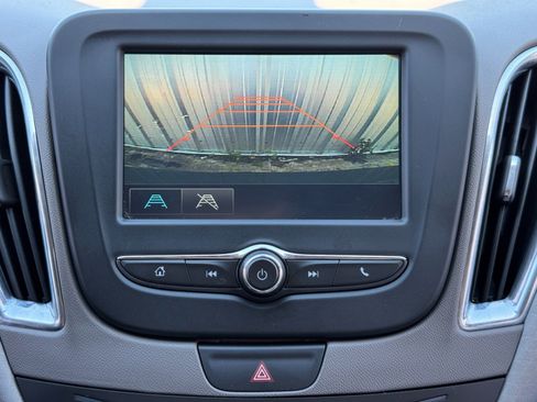 Used 2016 Chevrolet Malibu LT image 24