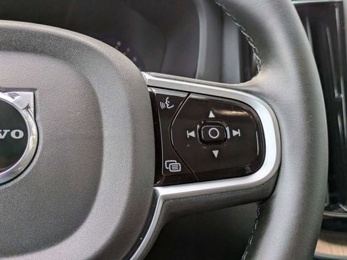 New 2026 Volvo XC60 B5 Core AWD/4WD image 28