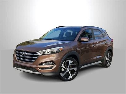 Used 2017 Hyundai Tucson Limited w/ Limited Ultimate Package 03