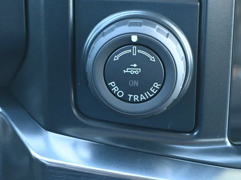 New 2026 Ford F250 Lariat w/ Black Appearance Package image 24