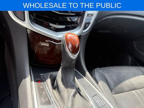 Used 2013 Cadillac SRX Luxury FWD image 17