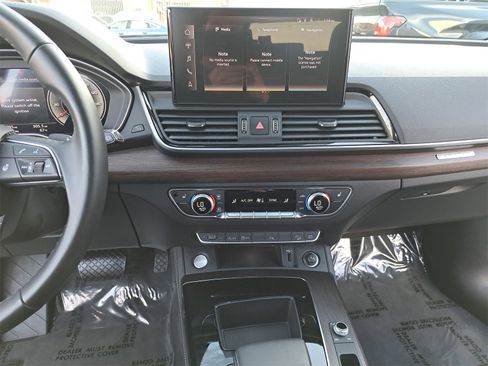 Used 2024 Audi Q5 2.0T Premium Plus w/ Premium Plus Package image 21