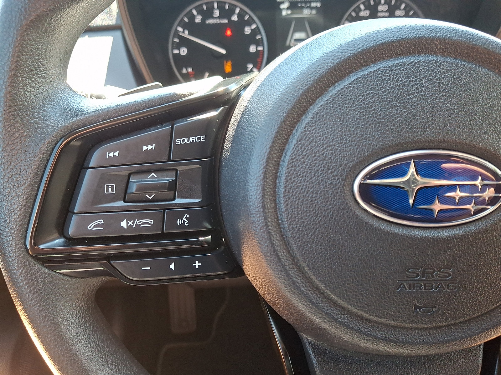 Used 2025 Subaru Crosstrek 2.5i Premium AWD/4WD image 21
