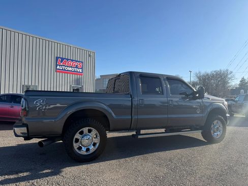 Used 2012 Ford F250 Lariat w/ Chrome Pkg image 12
