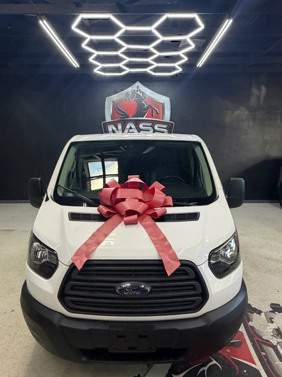 Used 2018 Ford Transit 150 XL RWD image 8