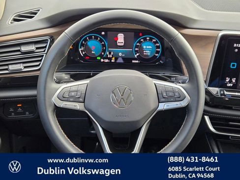 Certified 2024 Volkswagen Atlas SE image 14