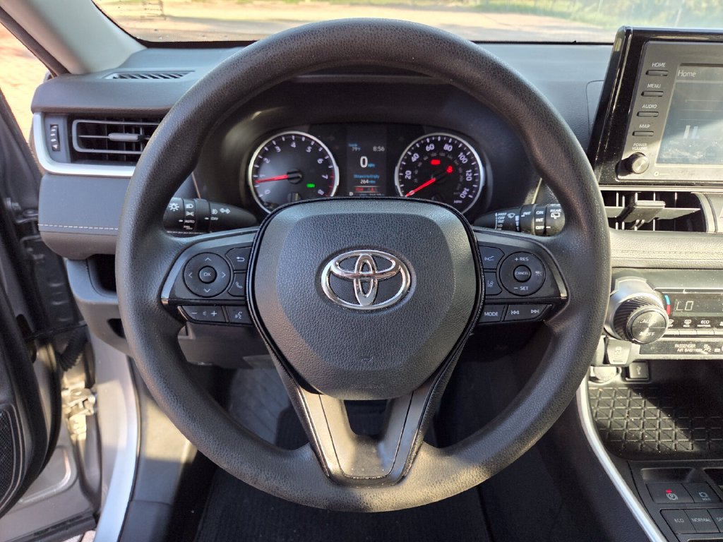 Certified 2021 Toyota RAV4 XLE FWD image 29