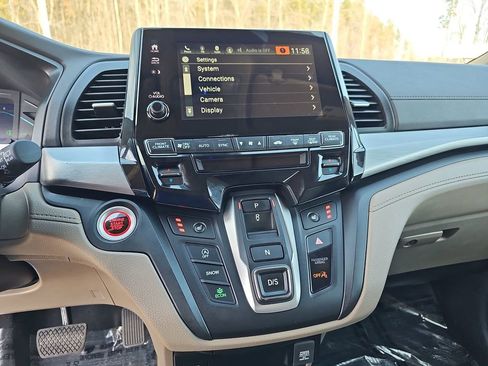 Used 2024 Honda Odyssey EX-L image 21