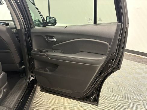 Used 2022 Honda Pilot EX-L image 18