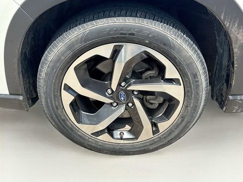 Used 2023 Subaru Forester Touring AWD/4WD image 41