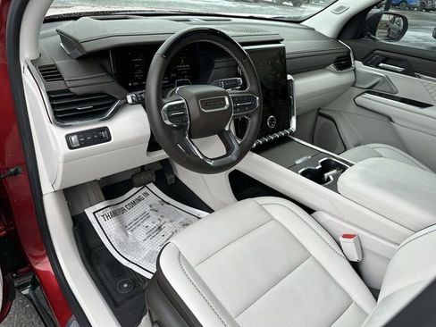 Used 2024 GMC Acadia Denali w/ Super Cruise Package image 10