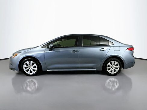 Used 2021 Toyota Corolla LE FWD image 4