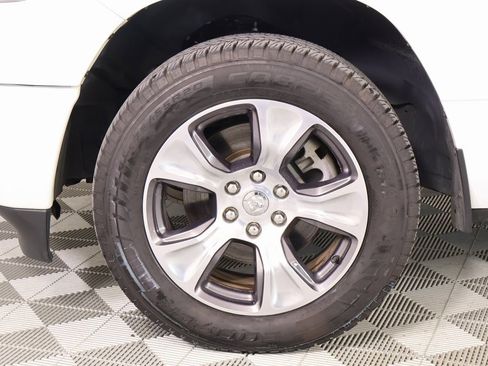 Used 2024 RAM 1500 Laramie image 19