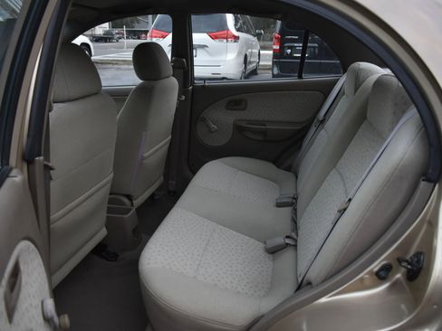 Used 2005 Kia Rio Sedan image 14