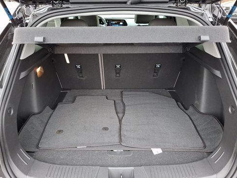 Used 2024 Chevrolet Trax ACTIV w/ Sunroof Package image 28