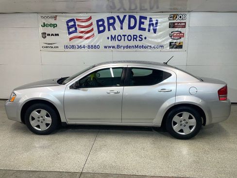 Used 2008 Dodge Avenger SE image 5