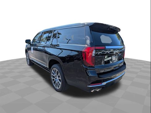 New 2026 GMC Yukon XL Denali w/ Denali Reserve Package image 6