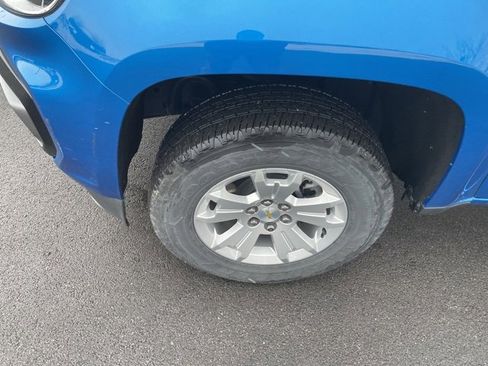 Used 2022 Chevrolet Colorado LT w/ Safety Package image 25